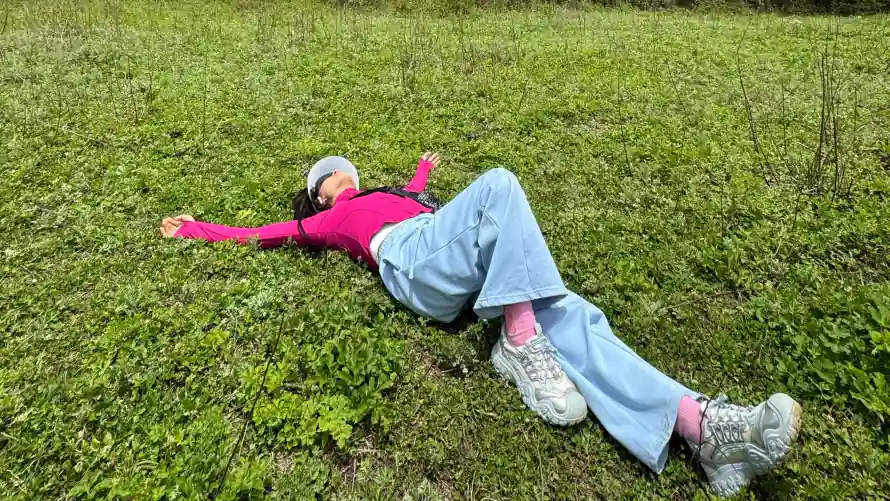 3k户外壁纸-治愈 - 清新-美女「哲风壁纸」