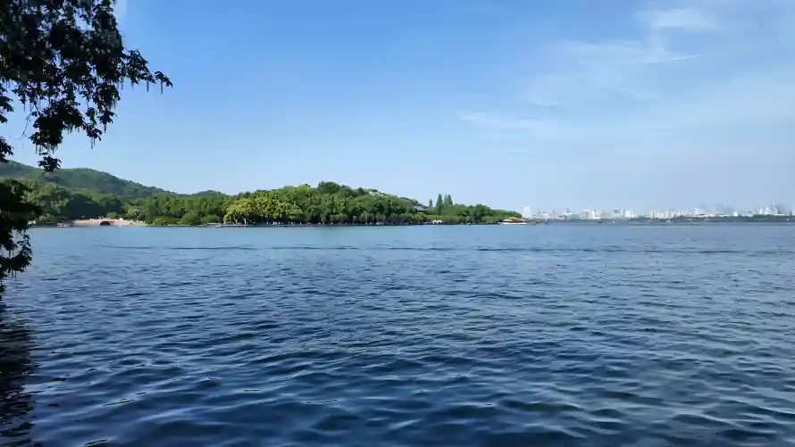 4k山林壁纸-湖景 - 湖水-湖泊「哲风壁纸」