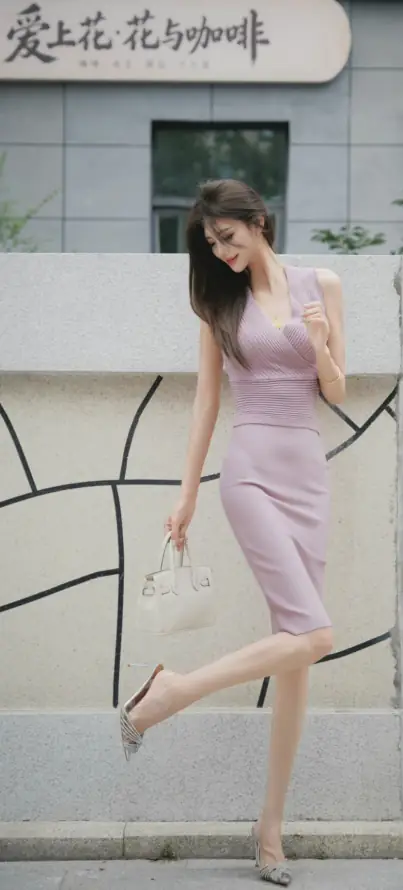 4k长发壁纸 - 户外 - 美女 - 街拍「哲风壁纸」