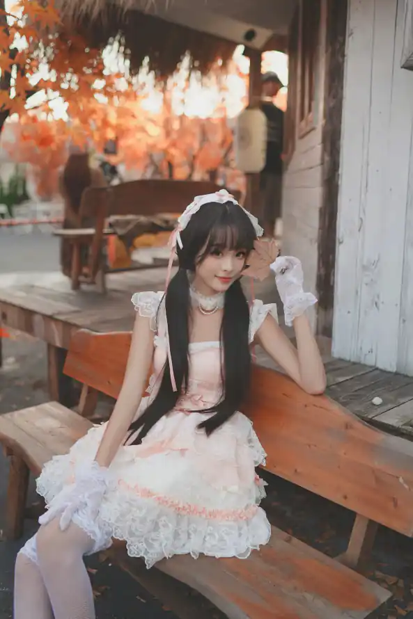 4k白丝壁纸 - 🔥 - 齐刘海 - 户外写真「哲风壁纸」