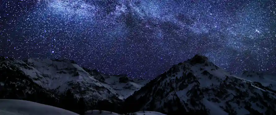 4k冬季壁纸 - 夜景 - 山脉 - 星空「哲风壁纸」