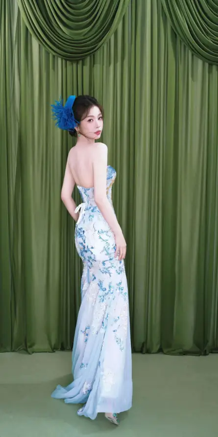 4k写真壁纸 - 盘发 - 美女 - 虞书欣「哲风壁纸」