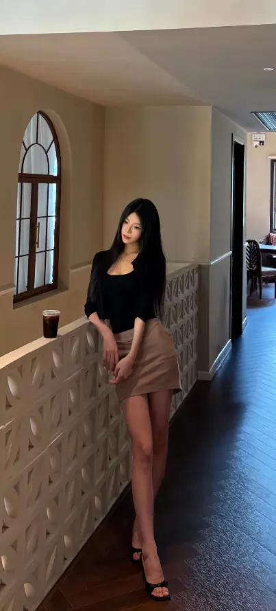 4k🔥壁纸 - 咖啡杯 - 拱形窗 - 黑长直「哲风壁纸」