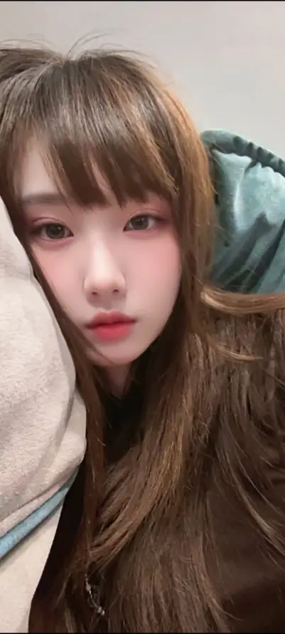 4k室内壁纸 - 棕发 - 红唇 - 美女「哲风壁纸」