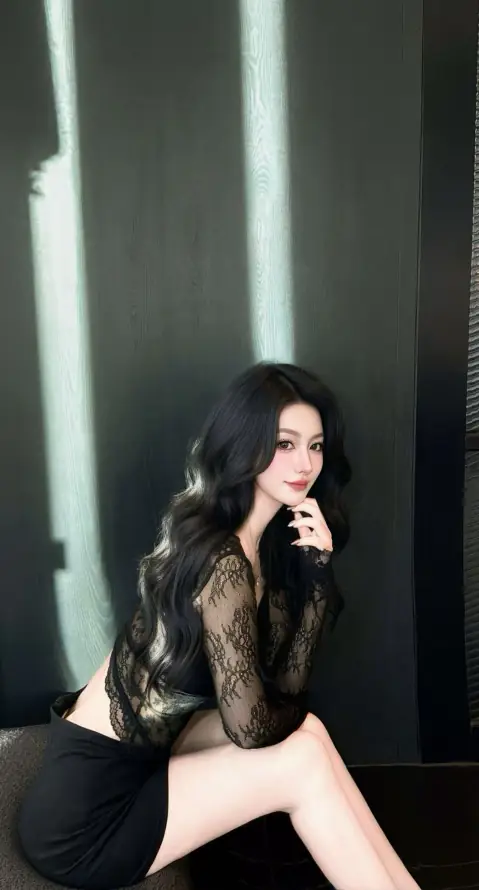 4k冷艳壁纸 - 坐姿 - 美女 - 长卷发「哲风壁纸」