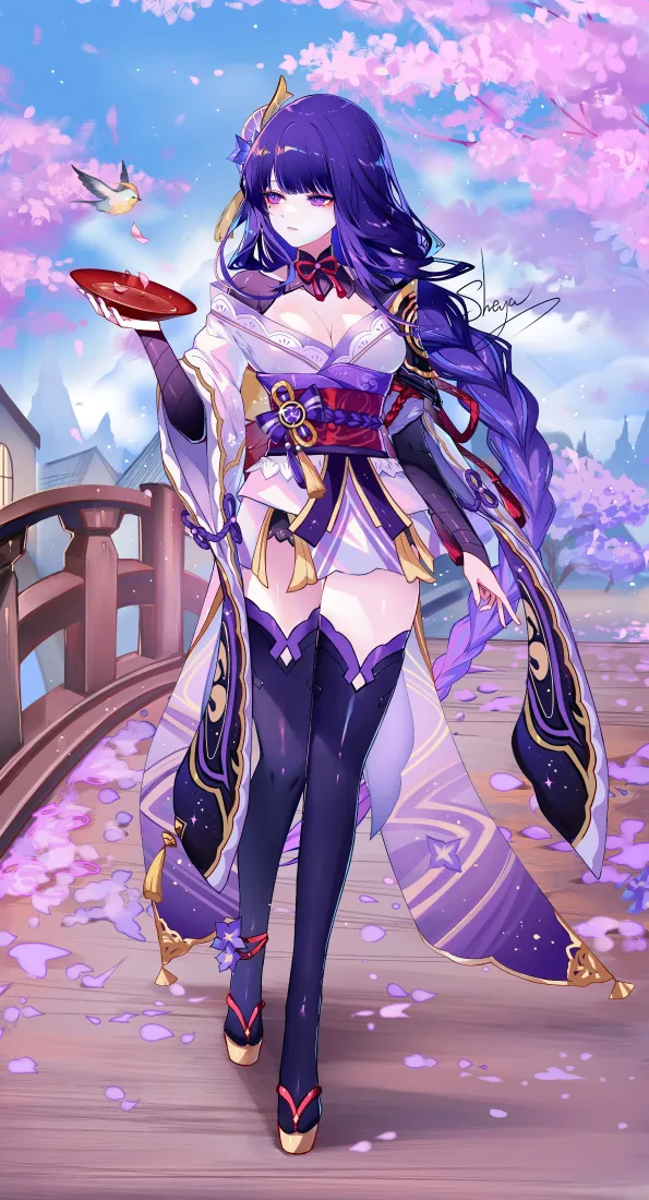 紫发和风少女立于樱花木桥，手持红盘，花瓣飘落，飞鸟相伴。