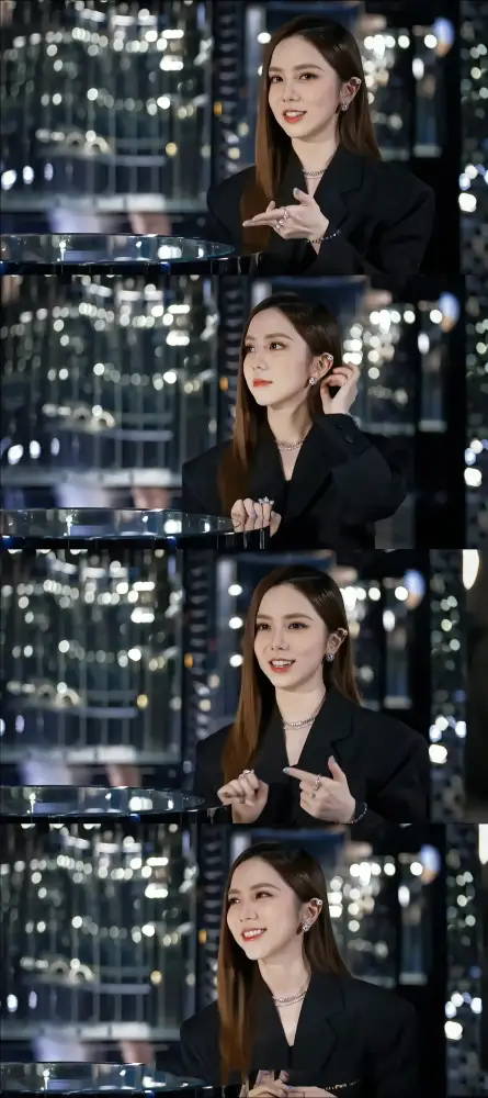 邓紫棋手机壁纸|黑色西装舞台拼接背景图片 - 干练夜景「哲风壁纸」 邓紫棋手机壁纸|黑色西装舞台拼接背景图片 - 干练夜景「哲风壁纸」
