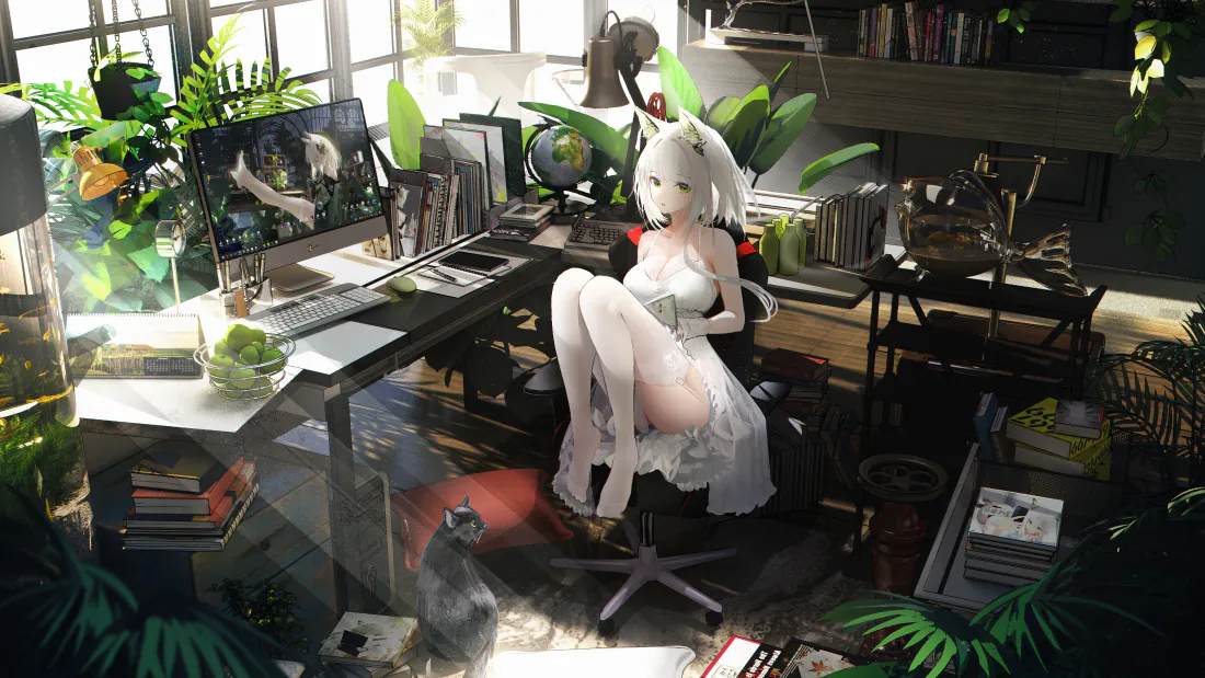 白发猫耳少女身着白裙白袜，坐在绿植环绕的居家书房办公椅上。
