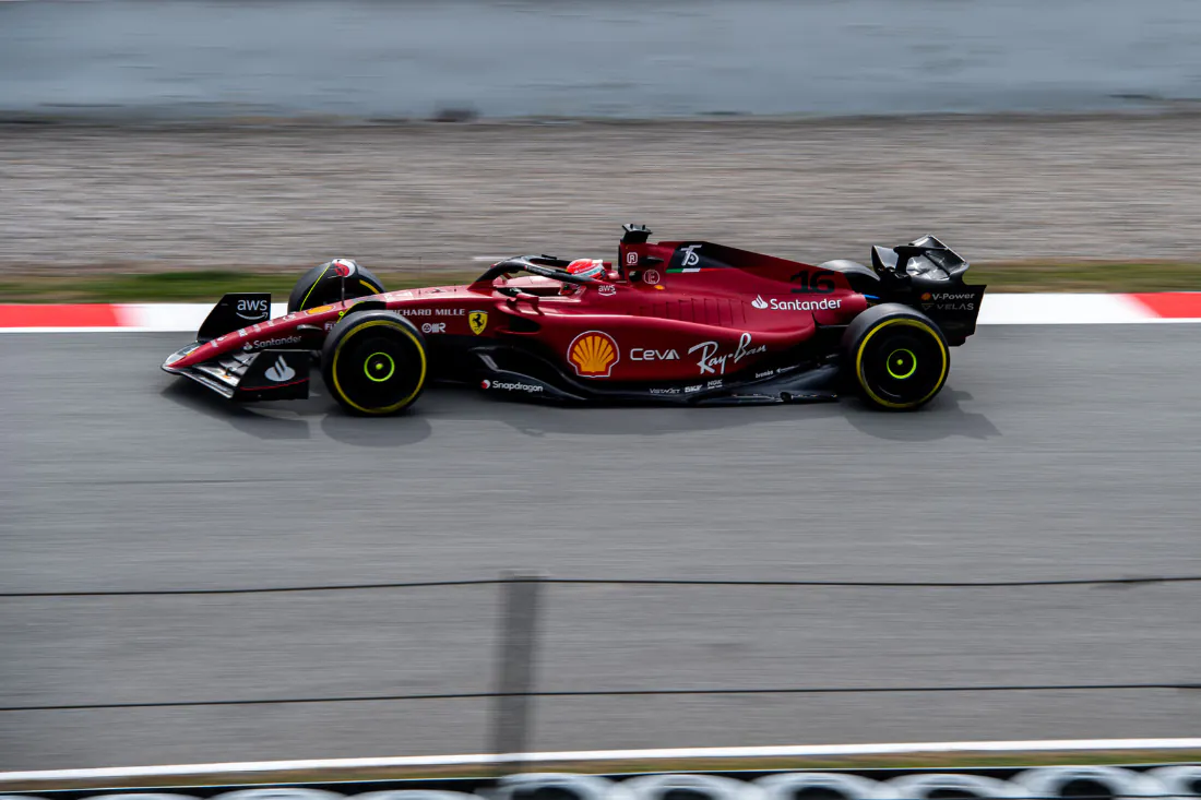 2k法拉利F1壁纸|红色赛车赛道飞驰背景图片 - 动感竞速「哲风壁纸」 2k法拉利F1壁纸|红色赛车赛道飞驰背景图片 - 动感竞速「哲风壁纸」