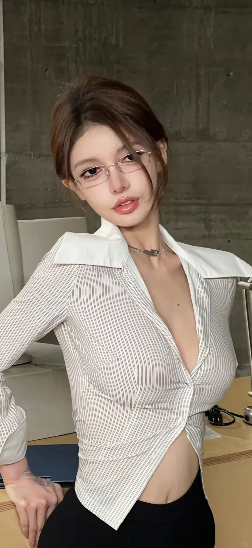 性感美女白透衬衫壁纸|超吸睛背景图片 - 美女「哲风壁纸」 性感美女白透衬衫壁纸|超吸睛背景图片 - 美女「哲风壁纸」
