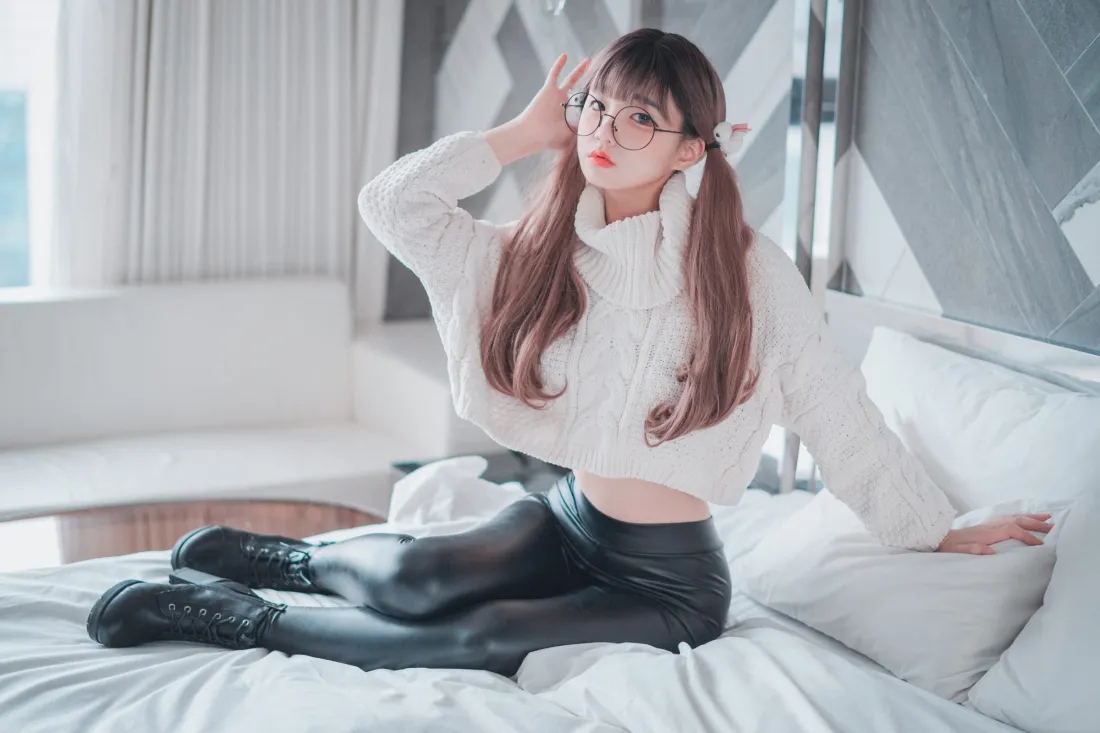 2k少女壁纸|美女卧室背景图片 - 时尚穿搭「哲风壁纸」 2k少女壁纸|美女卧室背景图片 - 时尚穿搭「哲风壁纸」