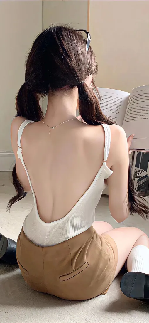 美女性感露背背影手机壁纸 - 时尚风「哲风壁纸」 美女性感露背背影手机壁纸 - 时尚风「哲风壁纸」