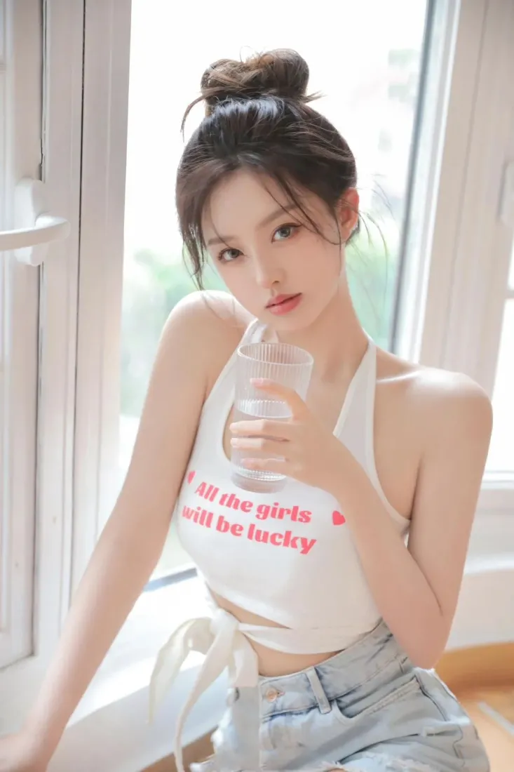 美女性感手机壁纸|美女清凉背景图片 - 时尚风「哲风壁纸」 美女性感手机壁纸|美女清凉背景图片 - 时尚风「哲风壁纸」