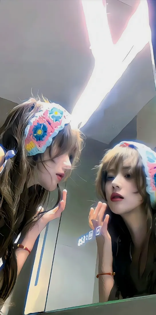少女自拍手机壁纸|镜子前可爱装扮背景图片 - 时尚「哲风壁纸」 少女自拍手机壁纸|镜子前可爱装扮背景图片 - 时尚「哲风壁纸」