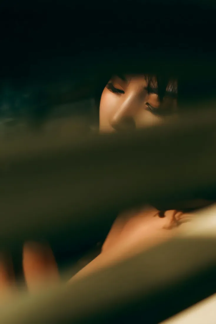 光影女生手机壁纸|氛围感背景图片 - 唯美意境「哲风壁纸」 光影女生手机壁纸|氛围感背景图片 - 唯美意境「哲风壁纸」