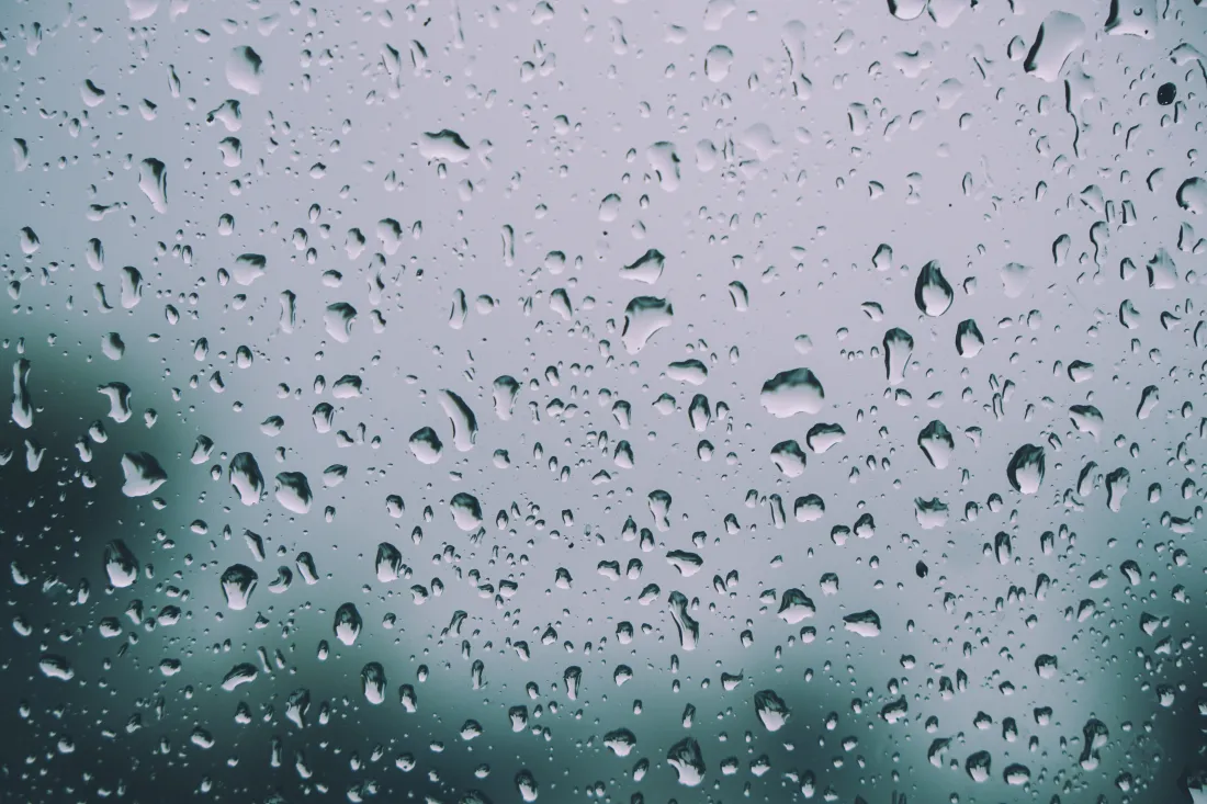 6k雨滴壁纸|雨景背景图片 - 清新雨幕「哲风壁纸」 6k雨滴壁纸|雨景背景图片 - 清新雨幕「哲风壁纸」