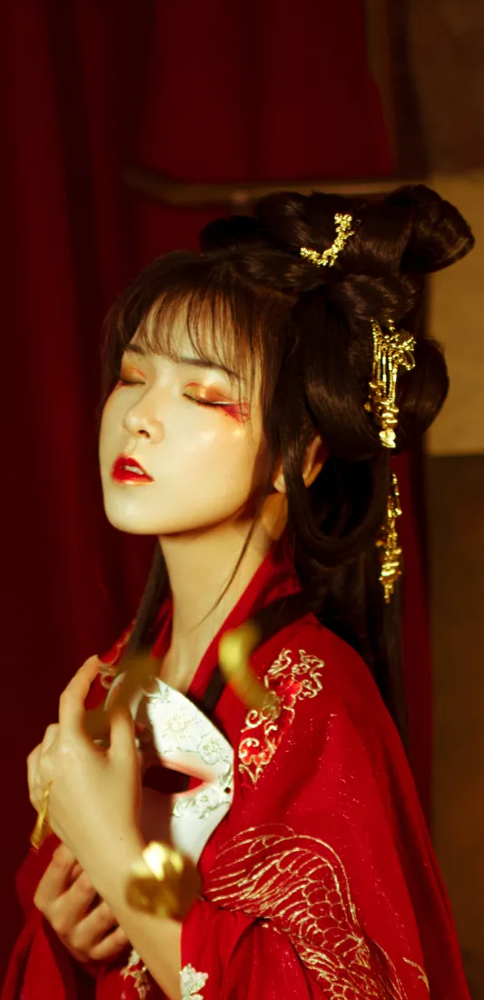 古装美女手机壁纸|红色古装背景图片 - 古典妆容「哲风壁纸」 古装美女手机壁纸|红色古装背景图片 - 古典妆容「哲风壁纸」