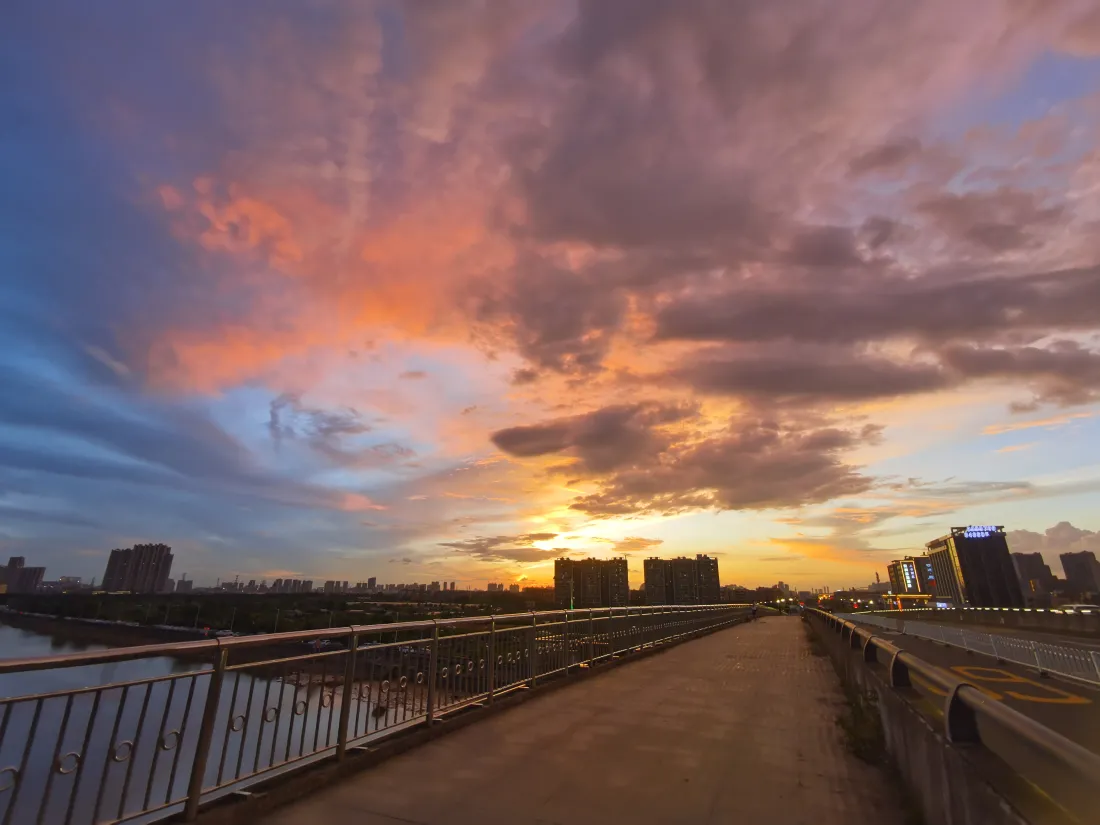 4k晚霞壁纸 - 天空 - 桥梁 - 天空背景「哲风壁纸」