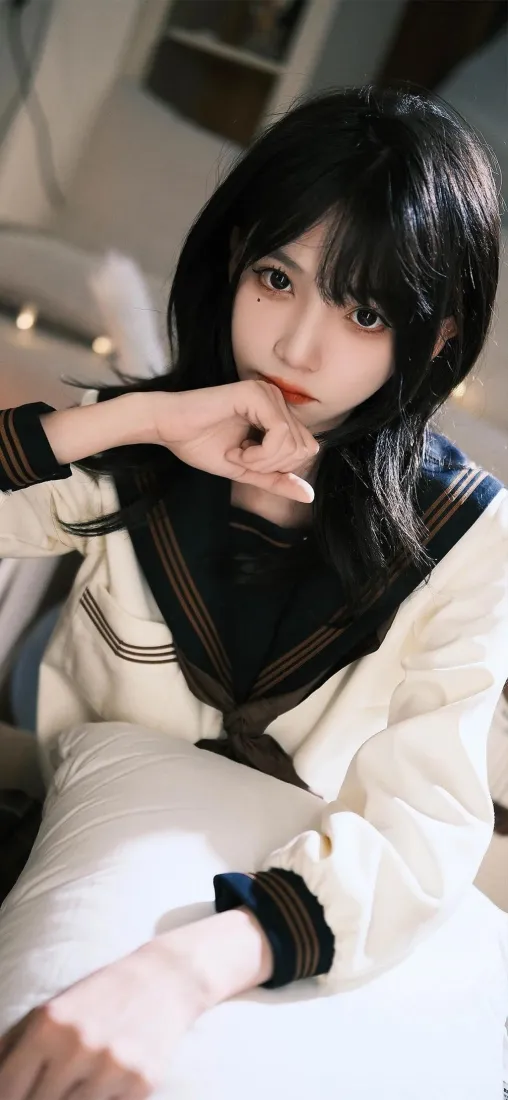 黑发水手服美女手机壁纸|室内背景 - 手机壁纸「哲风壁纸」 黑发水手服美女手机壁纸|室内背景 - 手机壁纸「哲风壁纸」