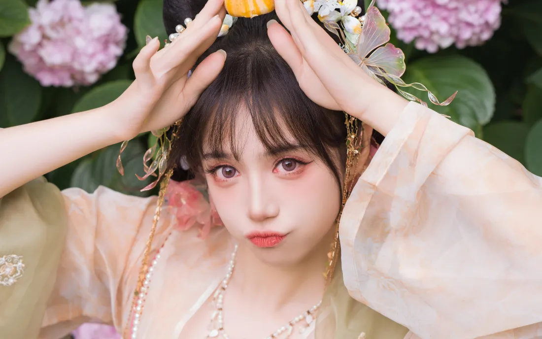 4k古风美女壁纸|花景背景 - 汉服写真「哲风壁纸」 4k古风美女壁纸|花景背景 - 汉服写真「哲风壁纸」