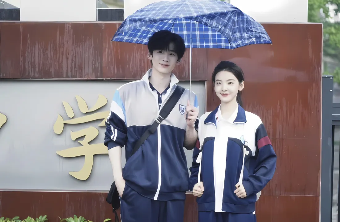 2k难哄壁纸|校服 - 章若楠白敬亭「哲风壁纸」 2k难哄壁纸|校服 - 章若楠白敬亭「哲风壁纸」