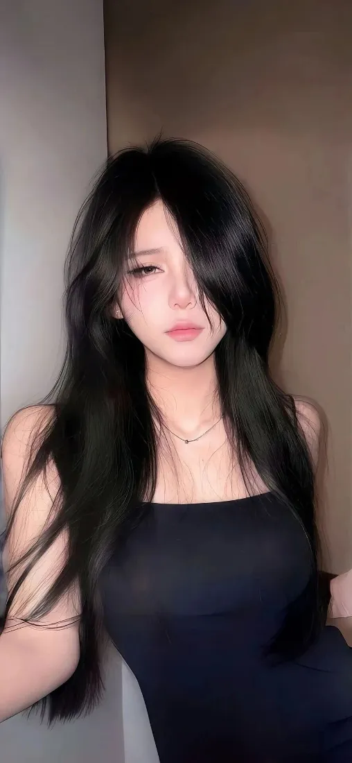 黑衣美女手机壁纸|室内背景图片 - 黑色吊带裙「哲风壁纸」 黑衣美女手机壁纸|室内背景图片 - 黑色吊带裙「哲风壁纸」