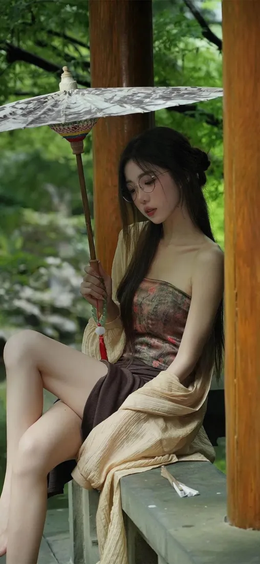 古风美女手机壁纸|园林背景 - 油纸伞古装「哲风壁纸」 古风美女手机壁纸|园林背景 - 油纸伞古装「哲风壁纸」