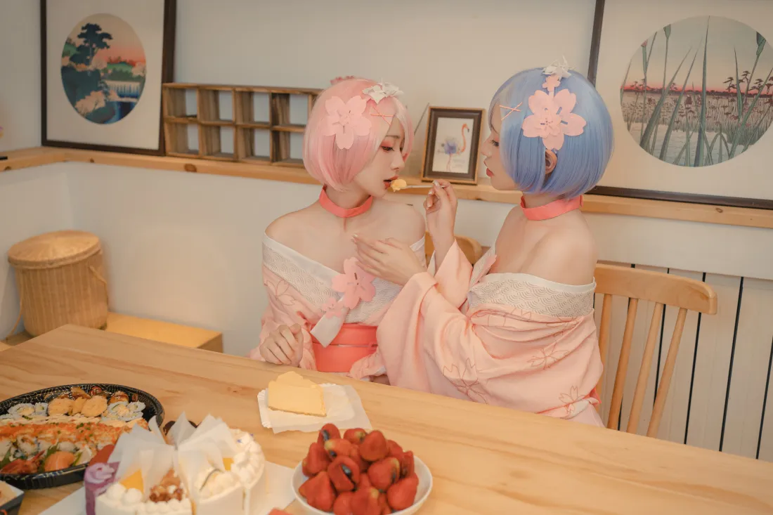 6k拉姆雷姆cosplay壁纸｜日式房间背景图片 - 粉色和服「哲风壁纸」