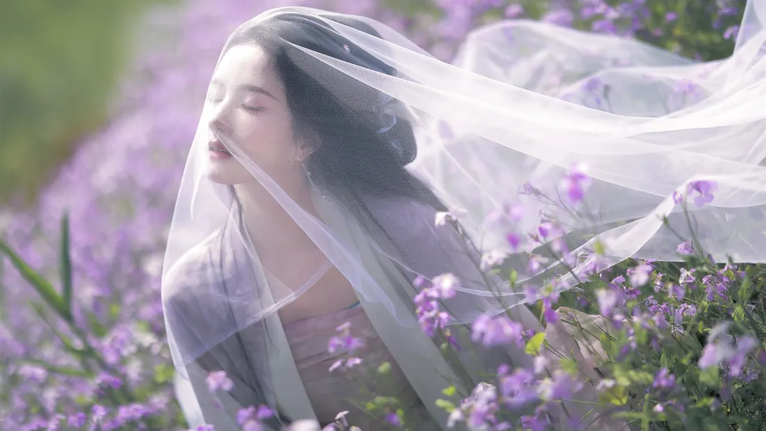 2k古风女子壁纸|紫色花海背景图片 - 轻纱遮掩「哲风壁纸」 2k古风女子壁纸|紫色花海背景图片 - 轻纱遮掩「哲风壁纸」