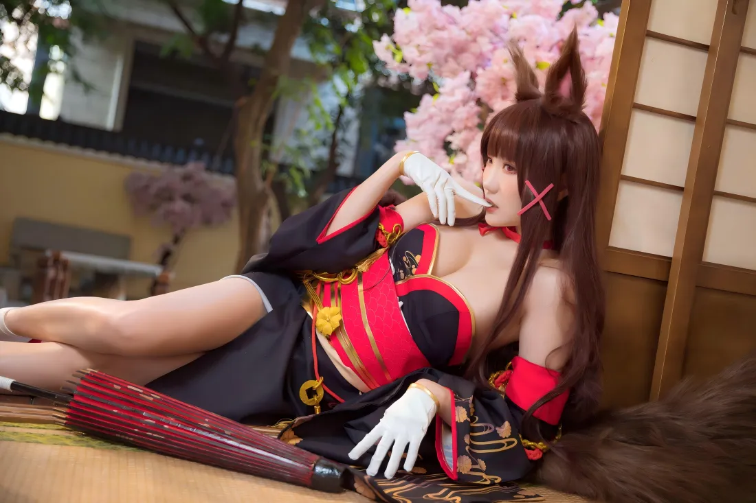8k兽耳娘cos壁纸|日式樱花背景图片 - 红衣和服「哲风壁纸」 8k兽耳娘cos壁纸|日式樱花背景图片 - 红衣和服「哲风壁纸」