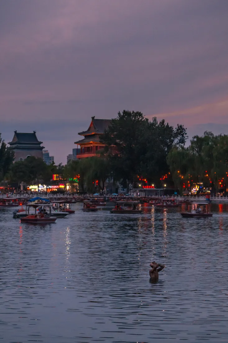 北京什刹海手机壁纸|北京夜景背景图片 - 中国「哲风壁纸」 北京什刹海手机壁纸|北京夜景背景图片 - 中国「哲风壁纸」