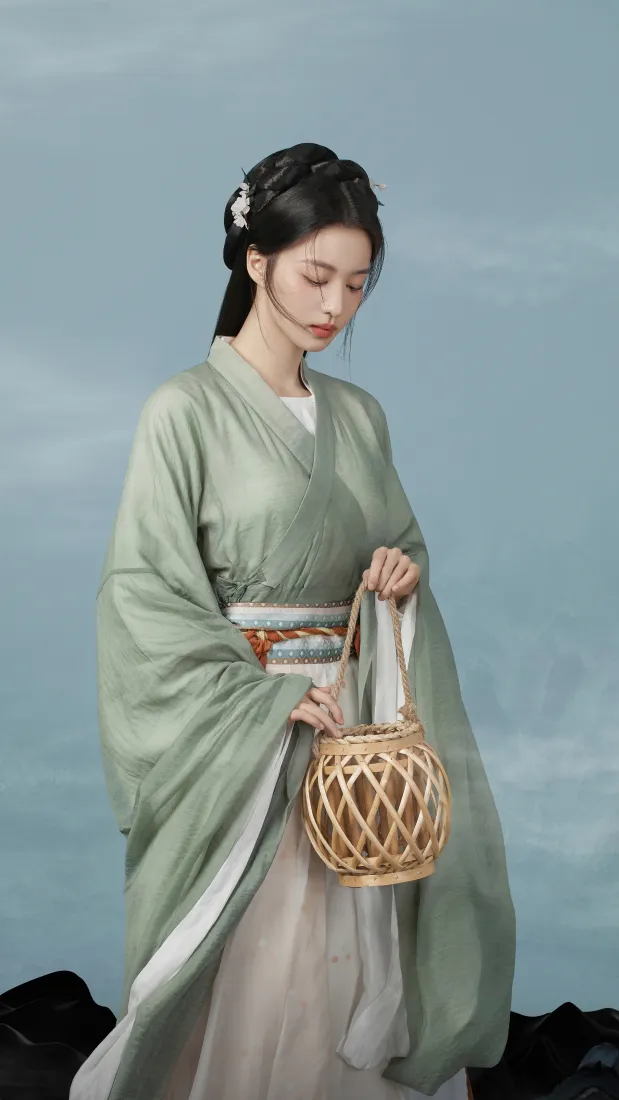 汉服女子手机壁纸｜浅蓝色背景图片 - 古风竹篮「哲风壁纸」