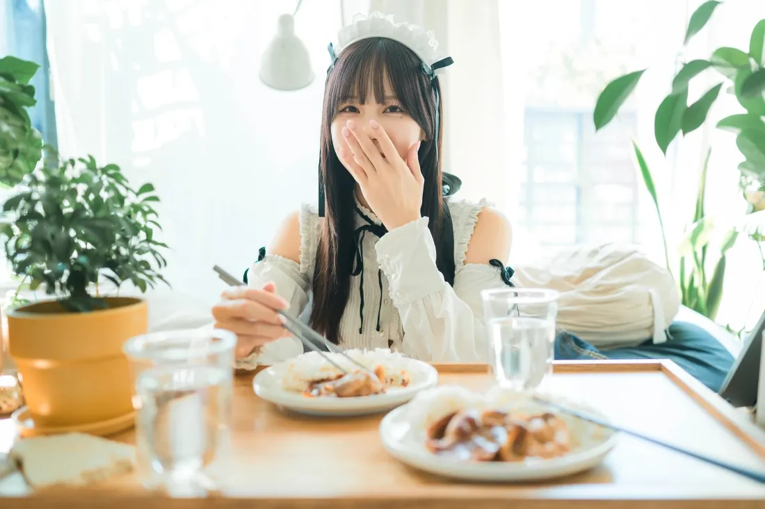女仆装美女壁纸|居家早餐背景图 - 绿植温馨「哲风壁纸」 女仆装美女壁纸|居家早餐背景图 - 绿植温馨「哲风壁纸」