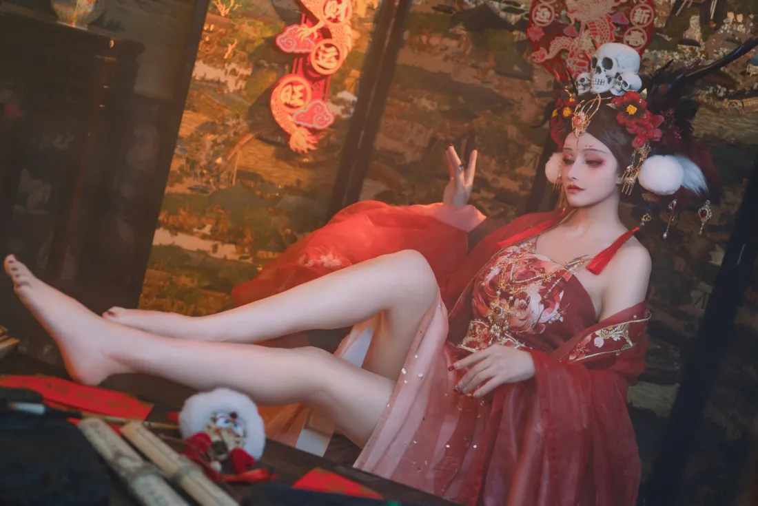 古风红衣女子壁纸｜传统背景图 - 除夕年兽「哲风壁纸」