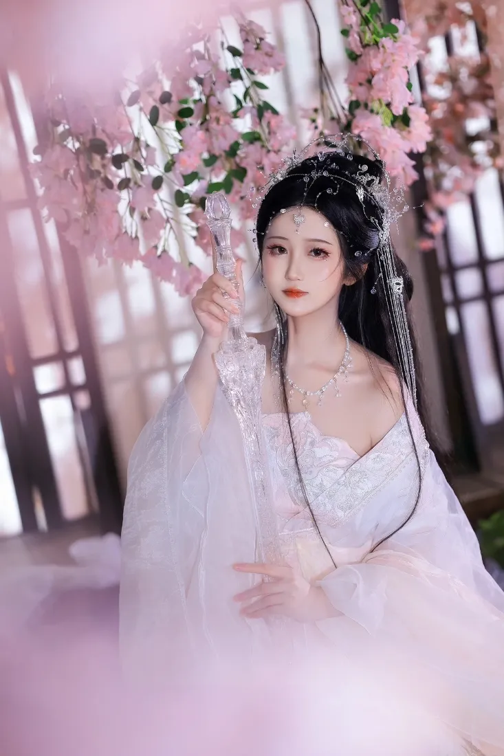 古风女子手机壁纸|粉色梅花背景 - 汉服纱裙古风「哲风壁纸」 古风女子手机壁纸|粉色梅花背景 - 汉服纱裙古风「哲风壁纸」
