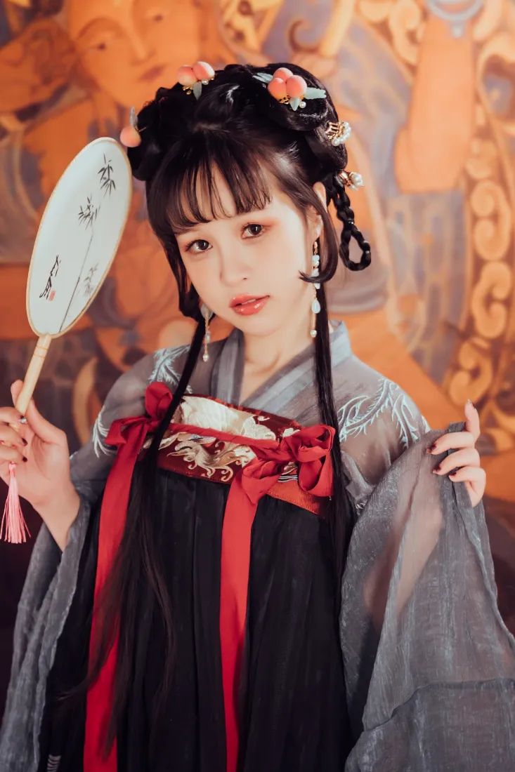 古风美女手机壁纸|古风背景图片 - 汉服团扇「哲风壁纸」 古风美女手机壁纸|古风背景图片 - 汉服团扇「哲风壁纸」