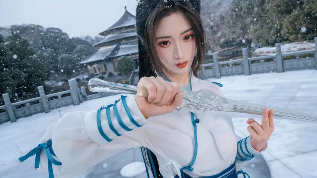 4k古装持剑美女壁纸|雪景古风背景图 - 清纯仙侠国风「哲风壁纸」 4k古装持剑美女壁纸|雪景古风背景图 - 清纯仙侠国风「哲风壁纸」