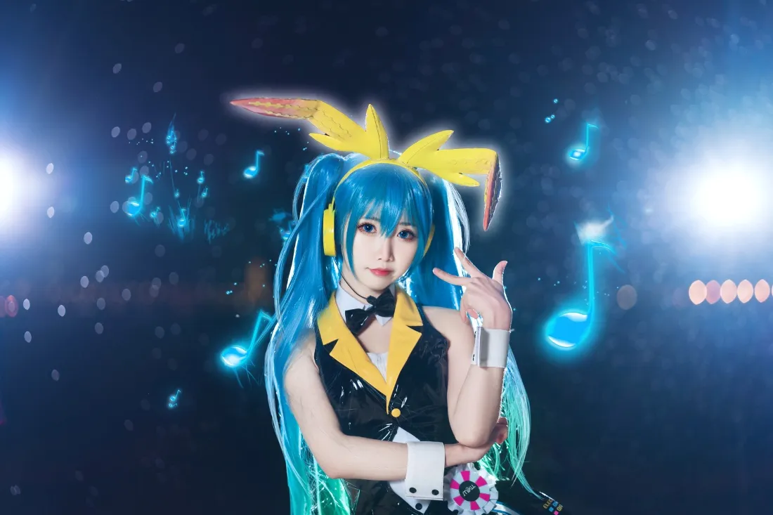 2k初音未来cos壁纸|舞台背景图片 - 音乐音符「哲风壁纸」 2k初音未来cos壁纸|舞台背景图片 - 音乐音符「哲风壁纸」