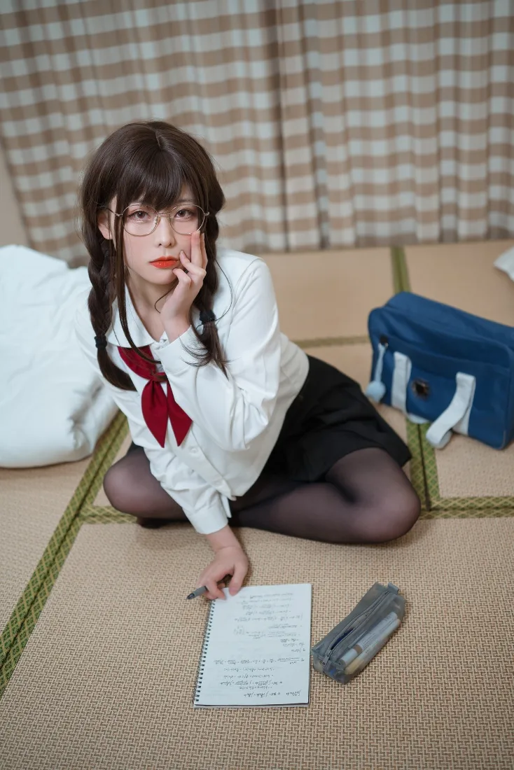 校服女生手机壁纸|居家学习背景图片 - 日式榻榻米「哲风壁纸」 校服女生手机壁纸|居家学习背景图片 - 日式榻榻米「哲风壁纸」