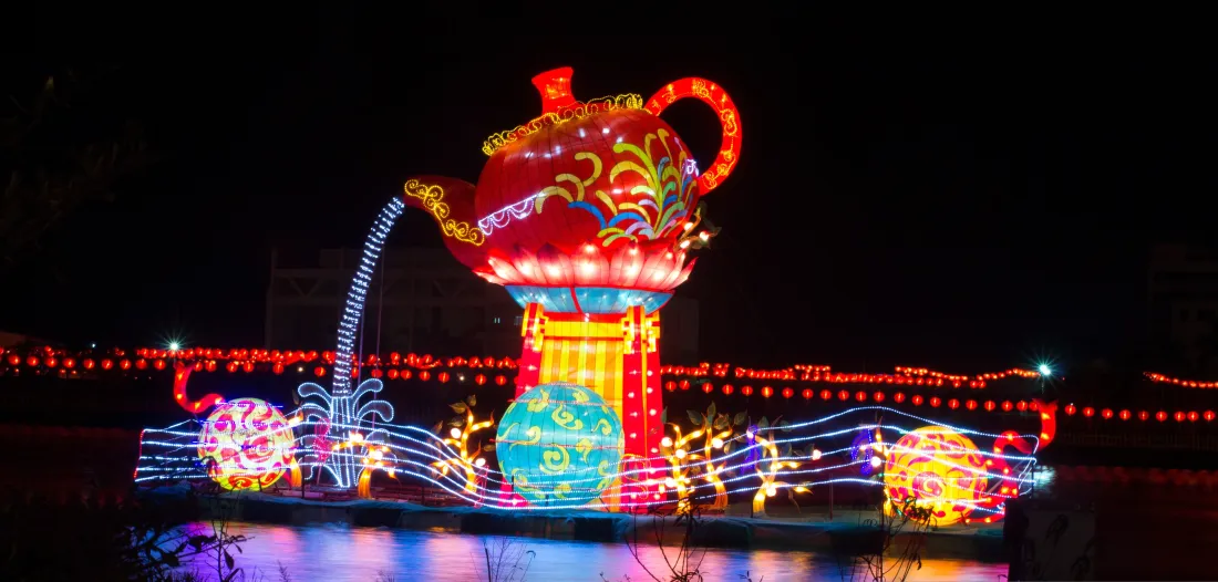 5k茶壶灯壁纸|元宵节背景图片 - 彩灯夜景「哲风壁纸」 5k茶壶灯壁纸|元宵节背景图片 - 彩灯夜景「哲风壁纸」