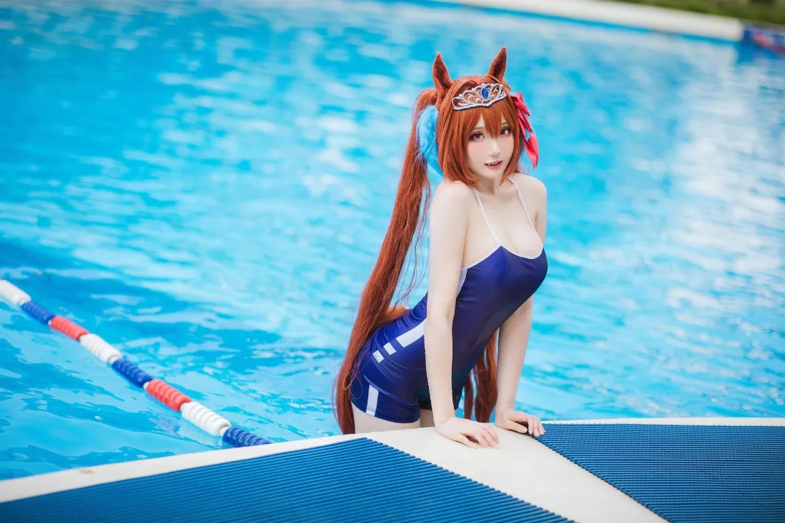 兽耳娘cosplay壁纸｜游泳池背景图片 - 蓝色泳衣「哲风壁纸」