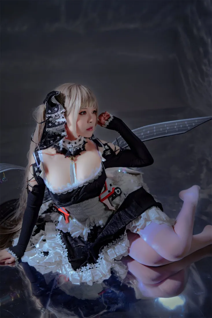 可畏cosplay手机壁纸|暗色背景图片 - 碧蓝航线「哲风壁纸」 可畏cosplay手机壁纸|暗色背景图片 - 碧蓝航线「哲风壁纸」