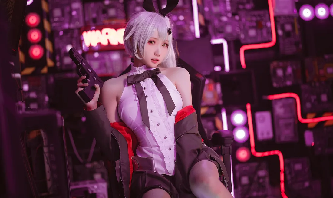 兔耳娘女警察cosplay壁纸|赛博朋克背景 - 角色扮演「哲风壁纸」 兔耳娘女警察cosplay壁纸|赛博朋克背景 - 角色扮演「哲风壁纸」