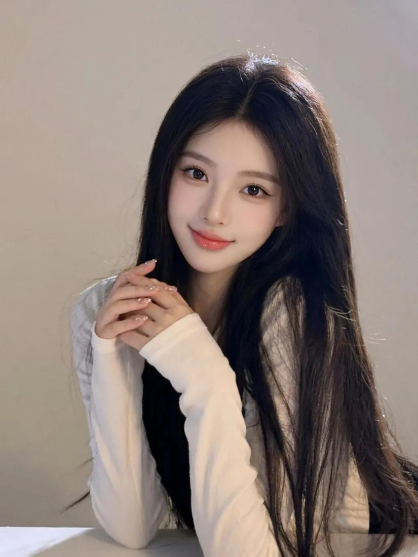 清纯美女手机壁纸|纯色背景图片 - 温柔气质少女「哲风壁纸」 清纯美女手机壁纸|纯色背景图片 - 温柔气质少女「哲风壁纸」