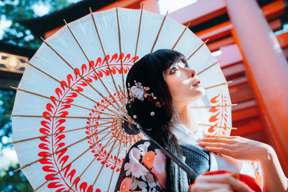 6k和服少女壁纸｜和风背景图片 - 日式鸟居「哲风壁纸」