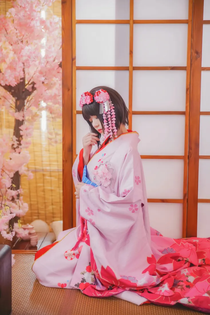 桜桃喵手机壁纸｜和服cos背景图片 - 加藤惠「哲风壁纸」