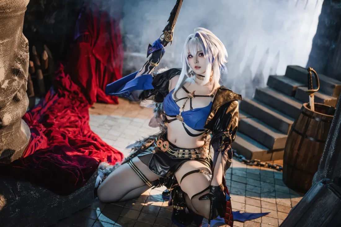 8k白发少女壁纸|古堡室内背景图片 - 酷炫cosplay「哲风壁纸」 8k白发少女壁纸|古堡室内背景图片 - 酷炫cosplay「哲风壁纸」