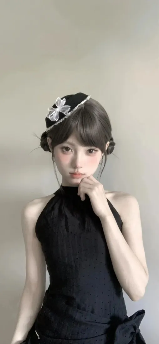 清冷少女手机壁纸|黑色穿搭简约背景图片 - 时尚人像写真「哲风壁纸」 清冷少女手机壁纸|黑色穿搭简约背景图片 - 时尚人像写真「哲风壁纸」