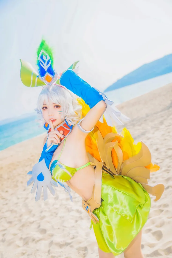妲己热情桑巴手机壁纸｜海滩真人cosplay背景图片 - 桜桃喵「哲风壁纸」