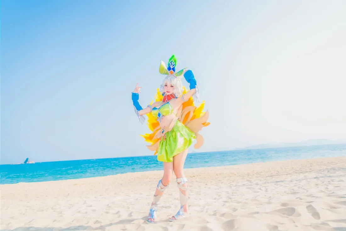 3k桜桃喵cos妲己热情桑巴壁纸｜海滩背景图片 - 夏日性感少女「哲风壁纸」